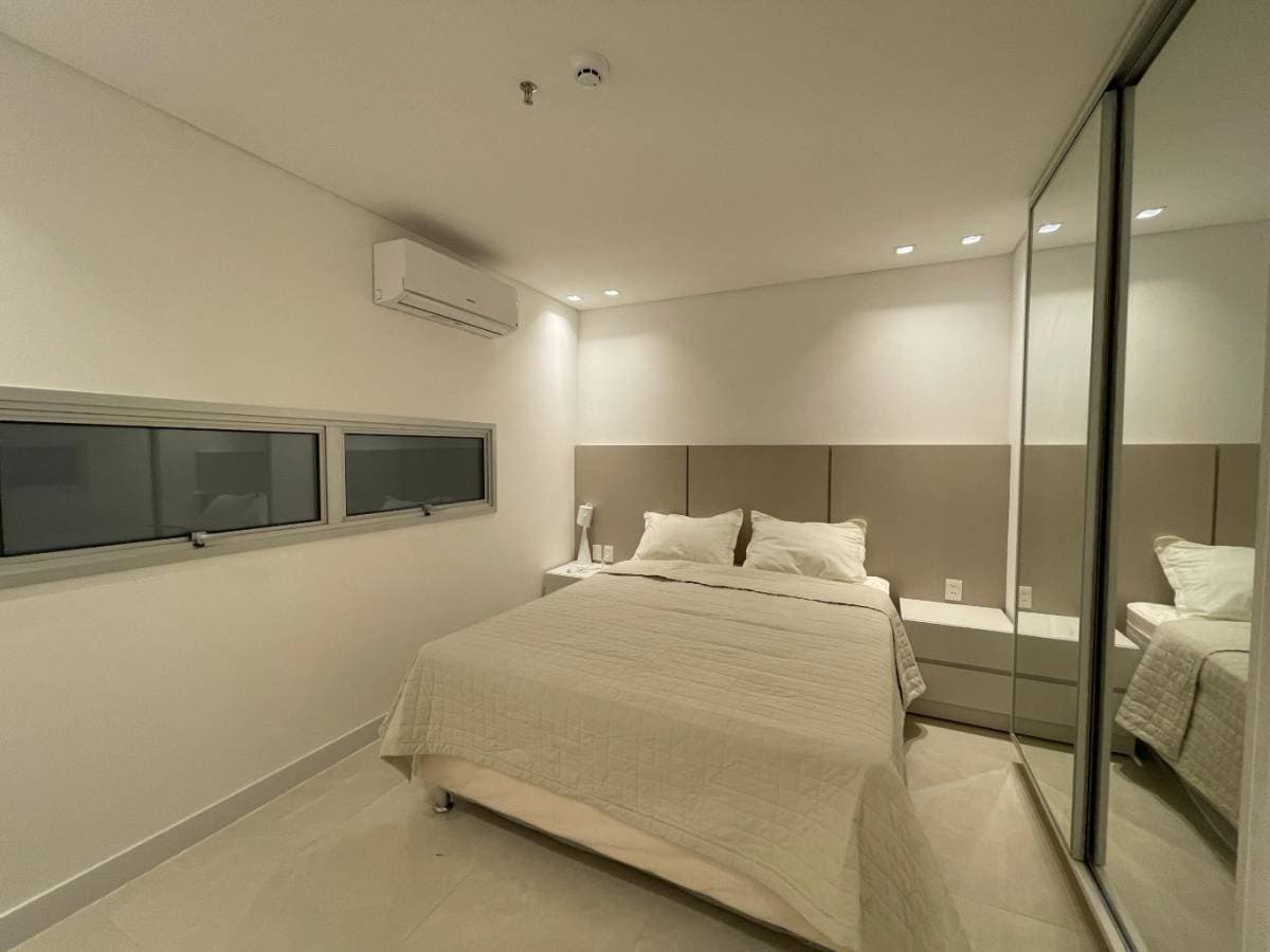 En Alquiler - Departamento Lujoso - Amoblado, foto 5
