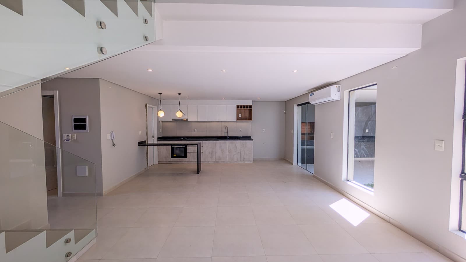 Hermoso duplex zona plaza madero, foto 2