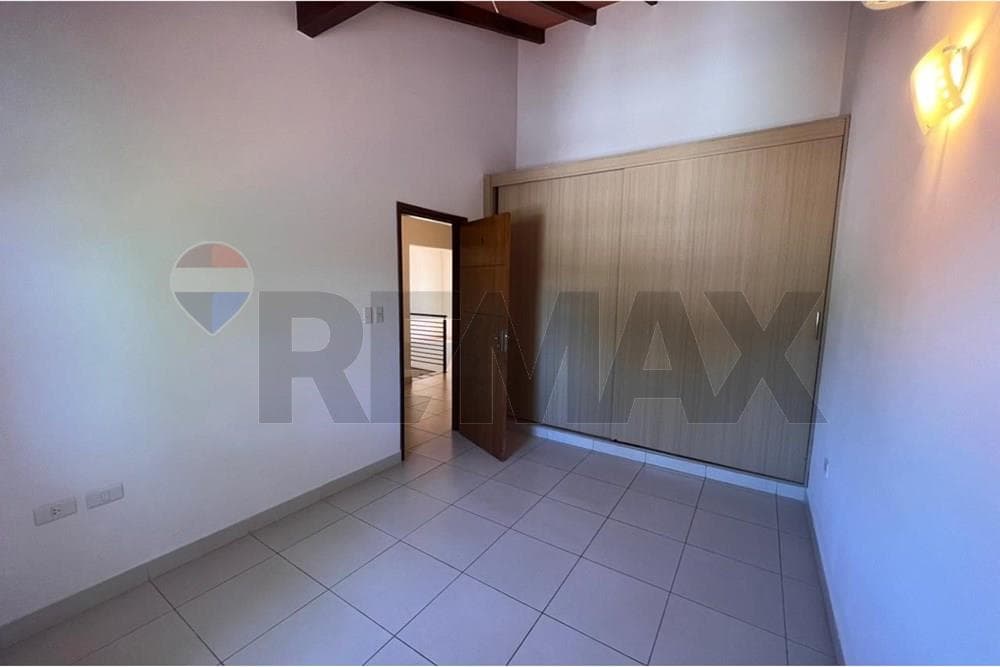 Duplex - Alquiler - Luque, Paraguay, foto 3