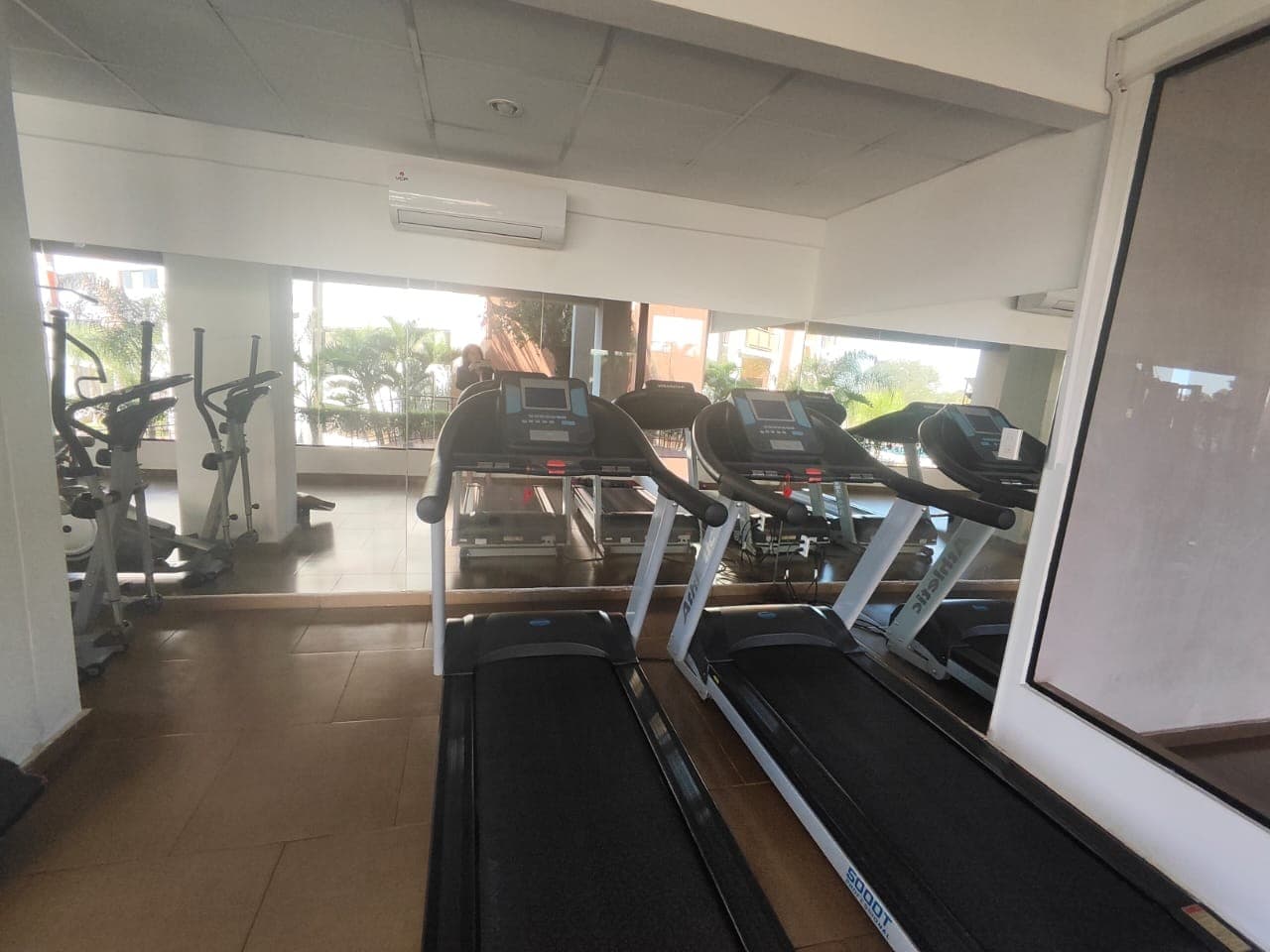 Departamento amoblado en parque pinar-Ñemby, foto 1