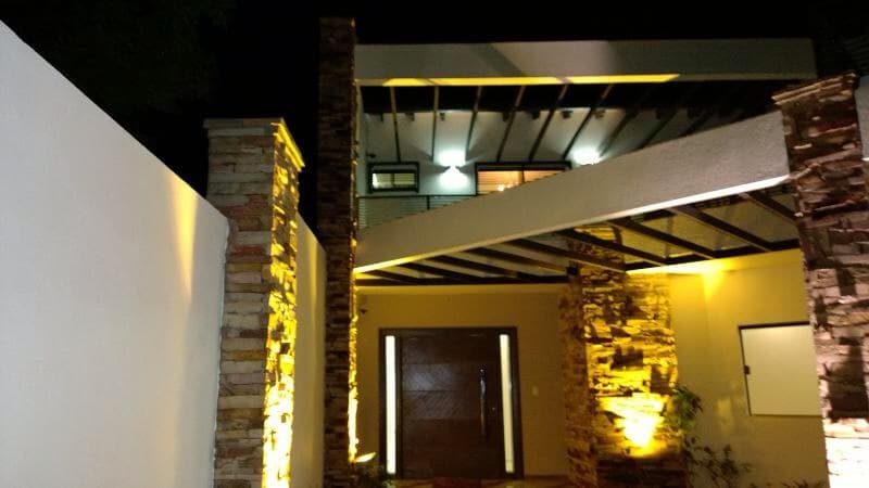 hermosa residencia en barrio Ykua Sati — foto 4