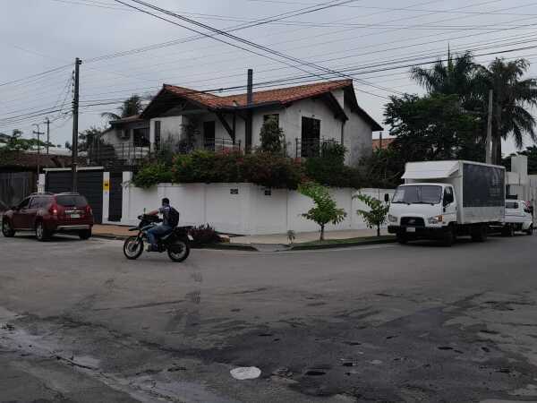 Casa en barrio san jorge a 150 m de av aviadores del chaco, foto 4