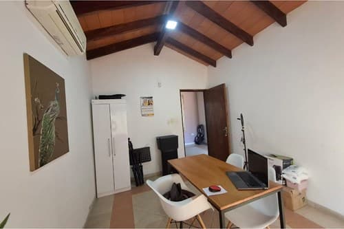 Alquilo casa en lambare