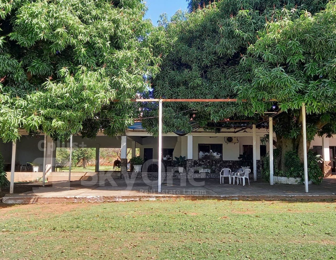 Amplia casa quinta en yaguarón, foto 2