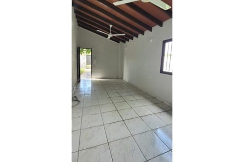 Casa en Luque en alquiler, barrio Ykaa a 5 cuadras de la Ruta Luque Limpio, foto 5