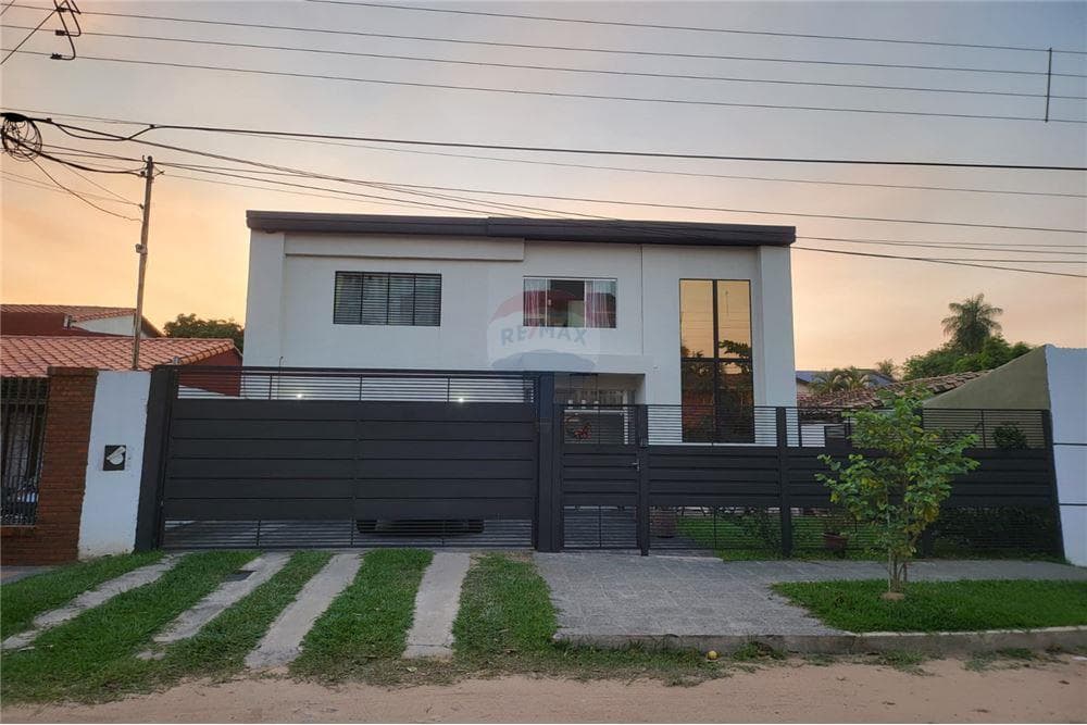 Amplia y luminosa casa en alquiler- villa aurelia, foto 1