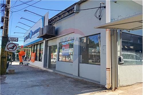 En alquiler salón comercial en Fernando de la Mora - zona sur, foto 2