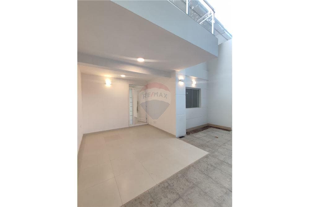 Dúplex a estrenar en villa aurelia, foto 2