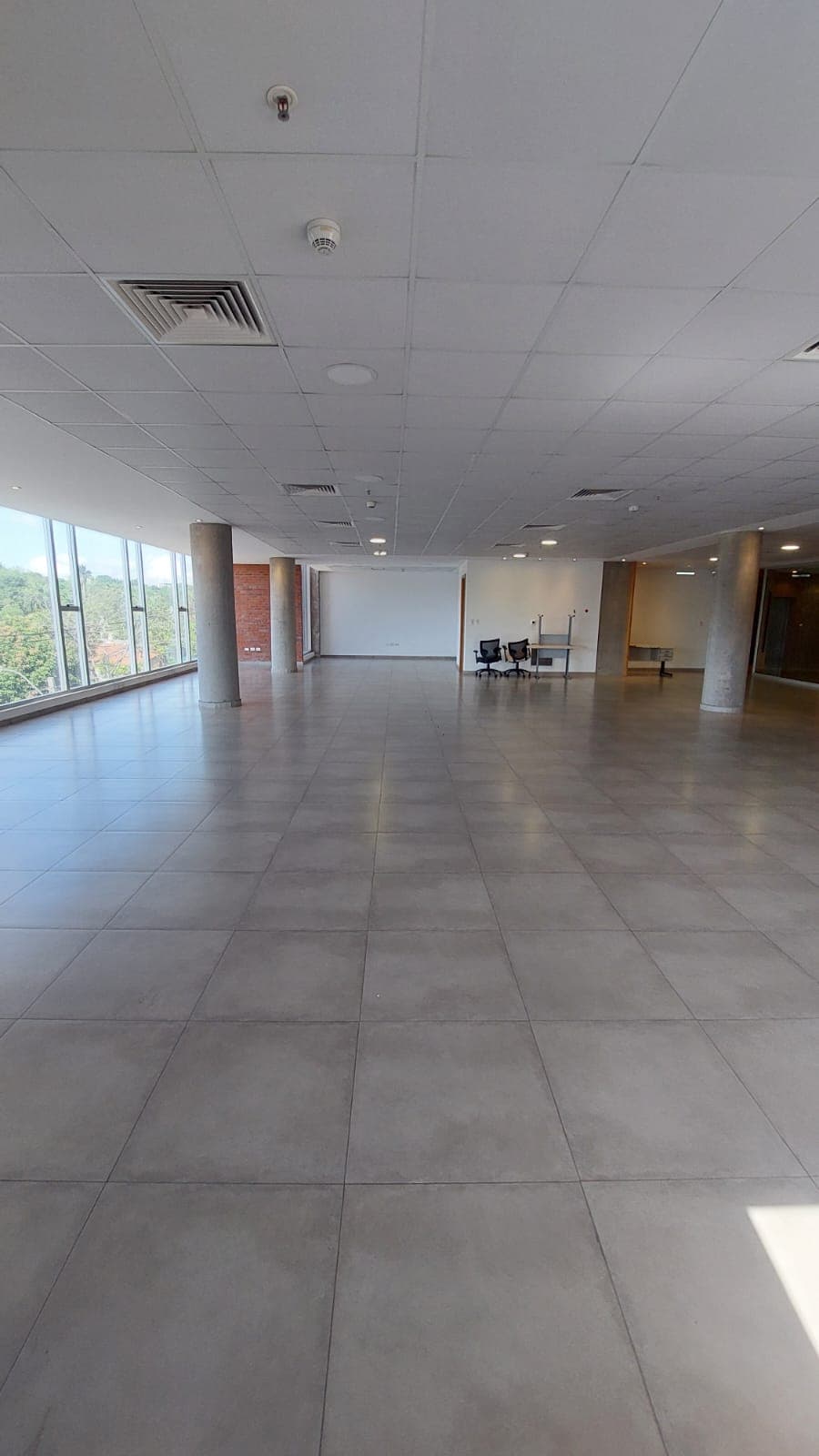 Oficina de Lujo a Estrenar en Edificio URANO II, foto 3