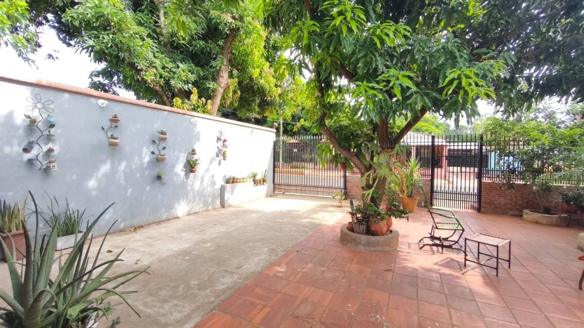 Se vende Casa con piscina, zona Rojas Cañada Capiata, foto 3