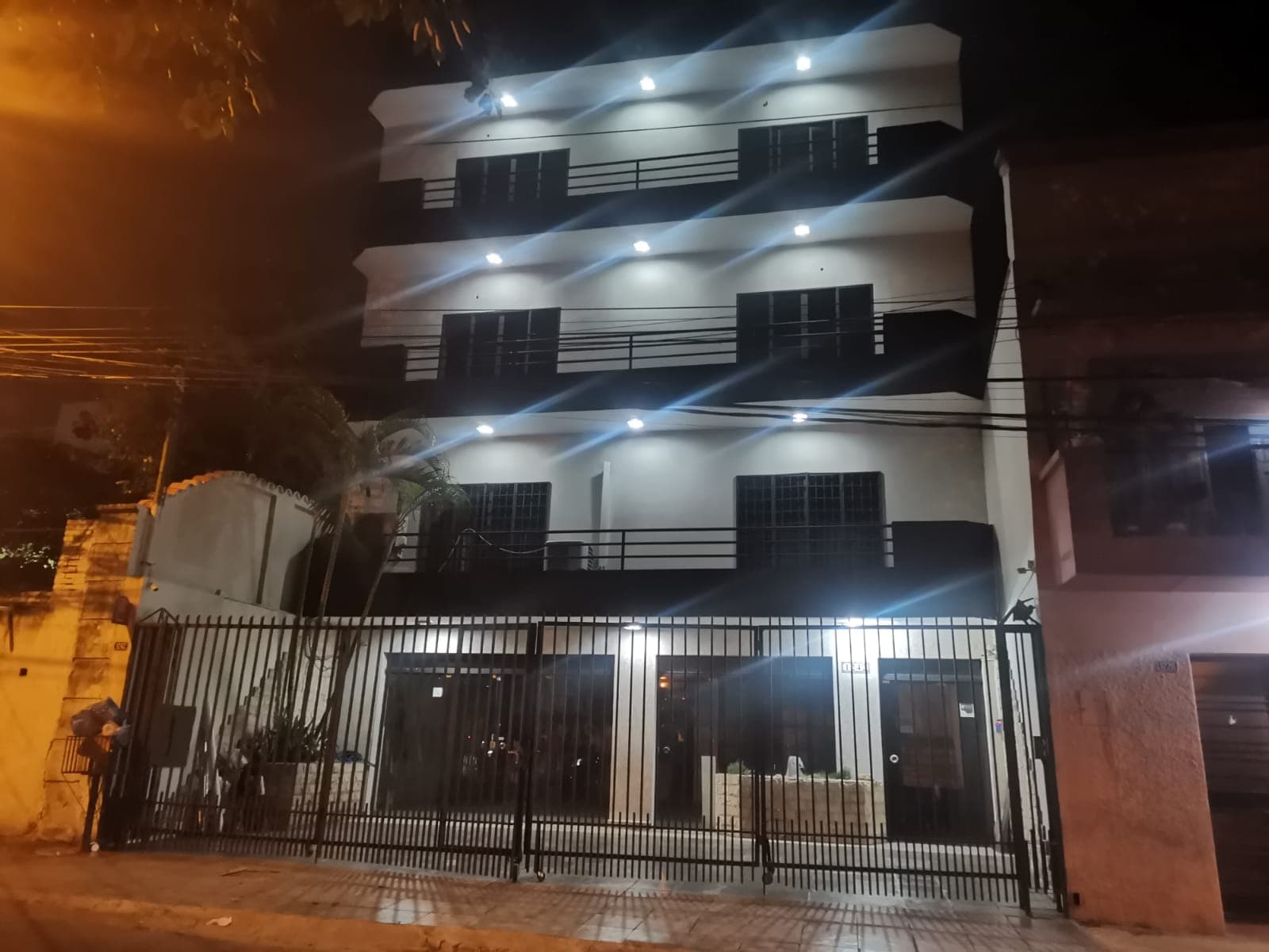 Edificio corporativo en alquiler en Asunción