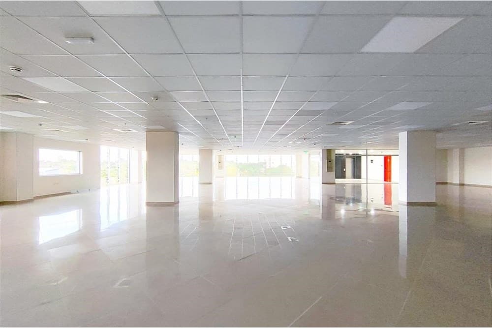 Oficina - Alquiler - Villa Morra, Paraguay — foto 4