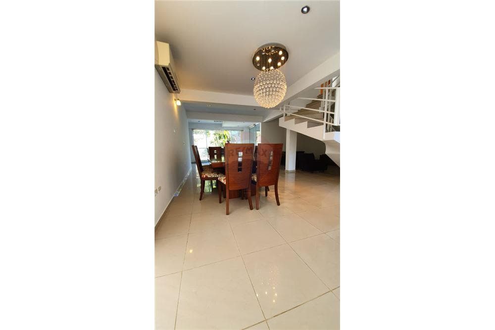 En venta casa en condominio ALTERRA con pileta — foto 5