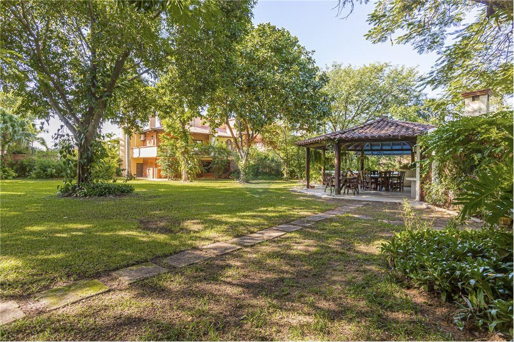 Importante Propiedad En Venta Doble Esquina .2580mts.YCUÁ Saty, foto 3