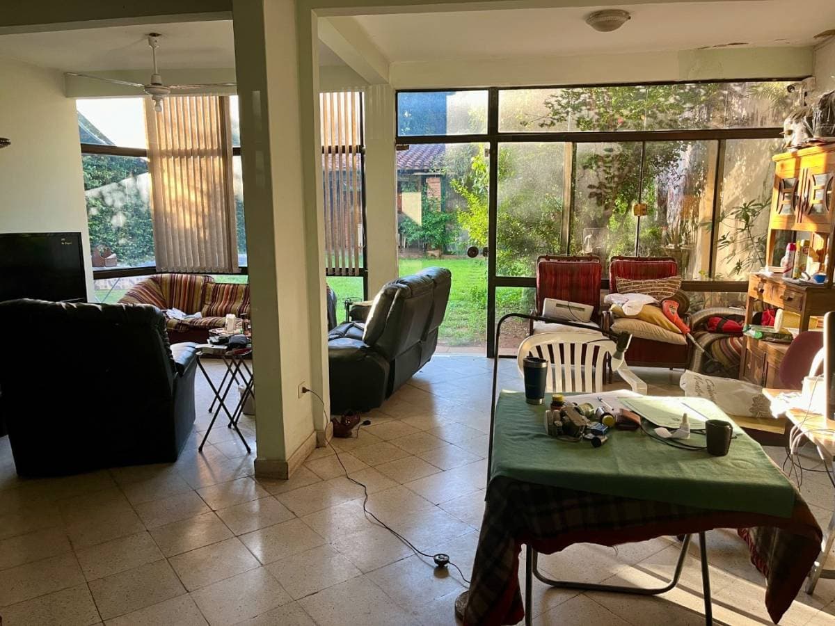 Casa a metros de molas lopez, foto 2