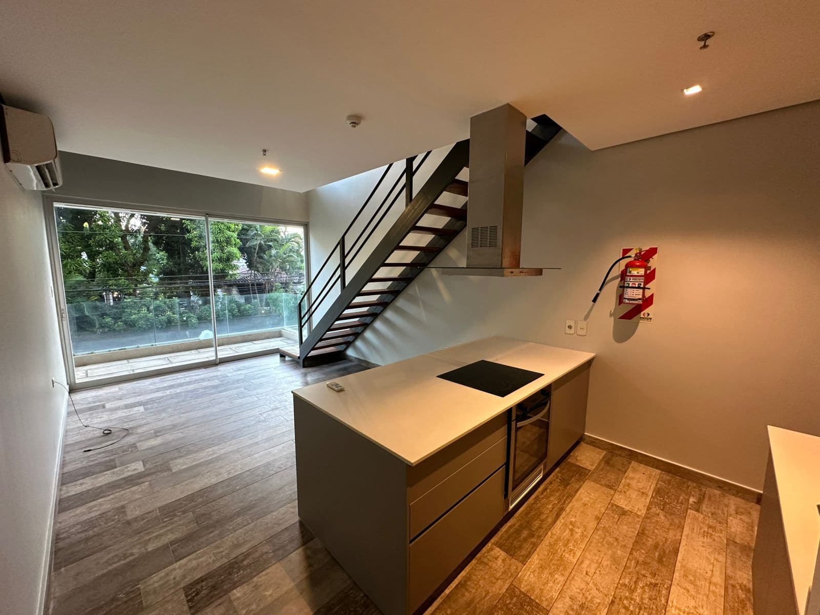 Depto En Alquiler De 1 Dorm. Tipo Duplex En Villa Morra, foto 1