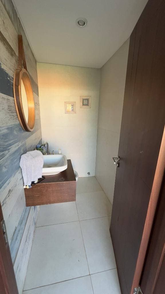 En Venta Hermosa Casa en Barrio Madame Lynch, foto 5