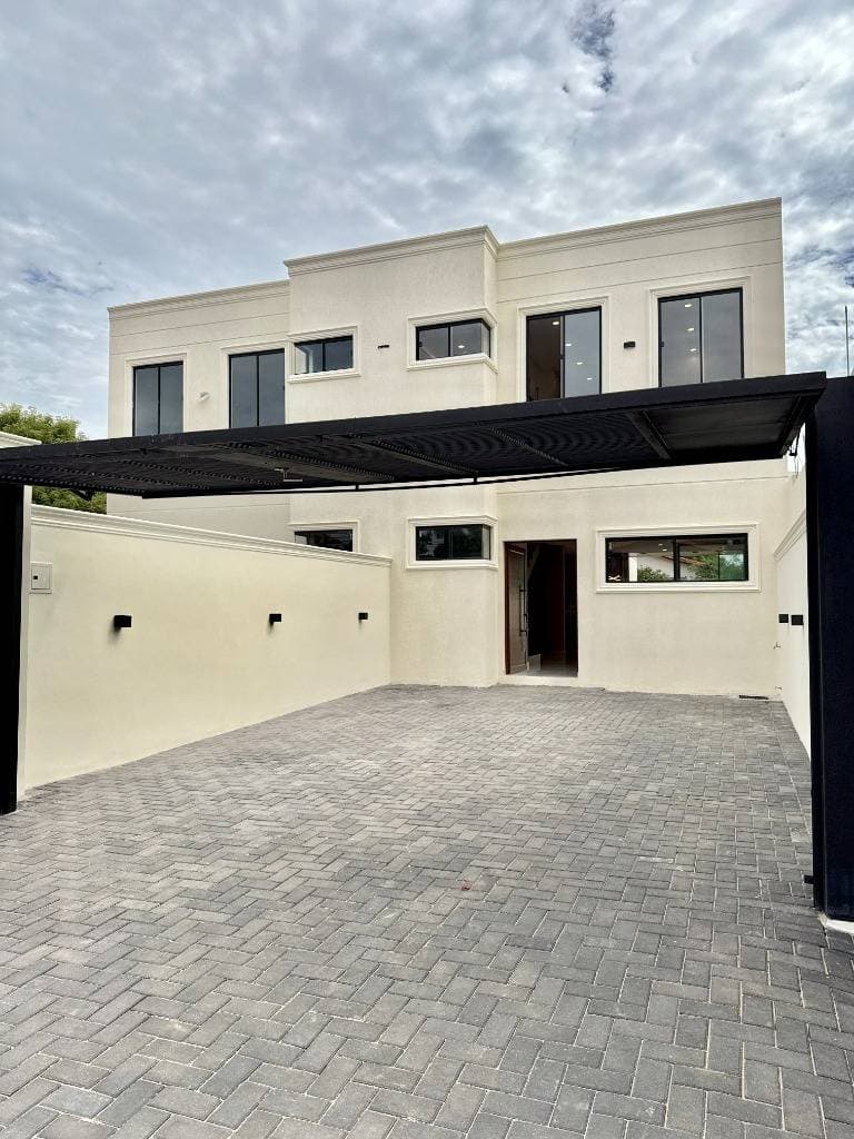 En venta Duplex de lujo a estrenar en el Cuarto Barrio de Luque — foto 5