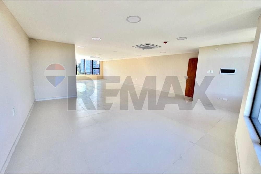 Oficina corporativa en alquiler edificio a estrenar | Luque — foto 5