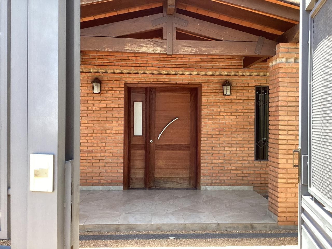 Alquilo Casa De 3 Habitaciones