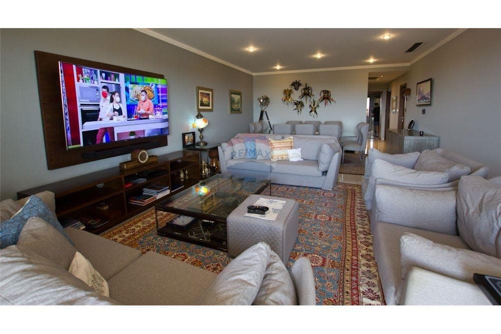 Departamento - Venta - Las Lomas (Carmelitas), Asunción, foto 2
