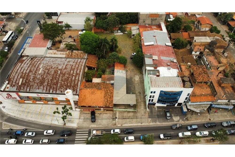 Terreno sobre avda comercial, foto 2