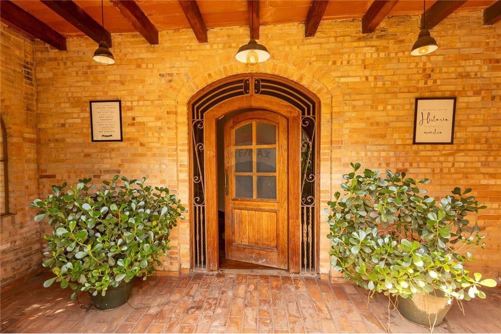 Lujosa residencia en lambare, foto 5
