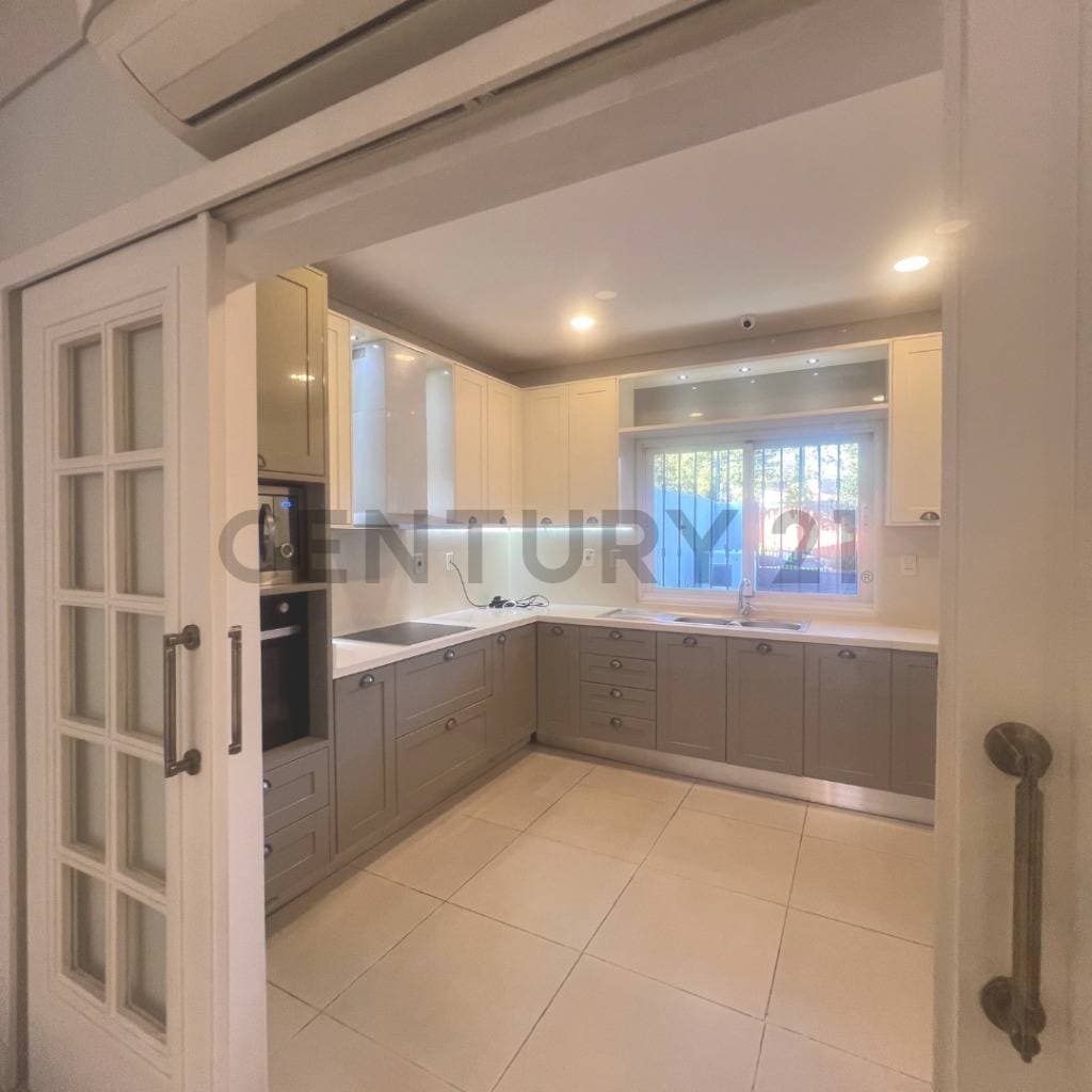 Casa pareada | barrio mburucuyá, foto 5