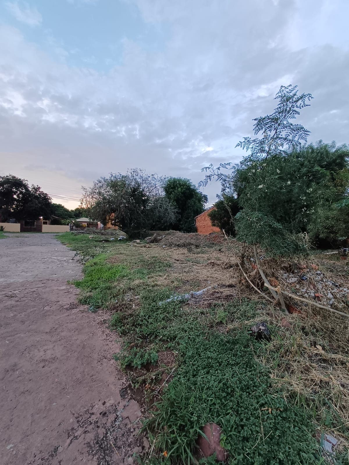Terreno en esquina - Villa Elisa, foto 2