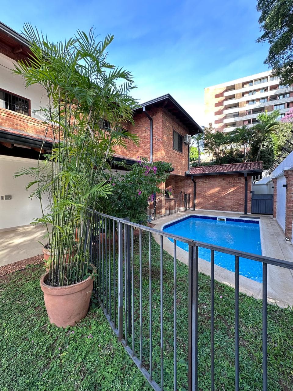 Residencia premiun en alquiler. Zona embajada de los eeuu, foto 4