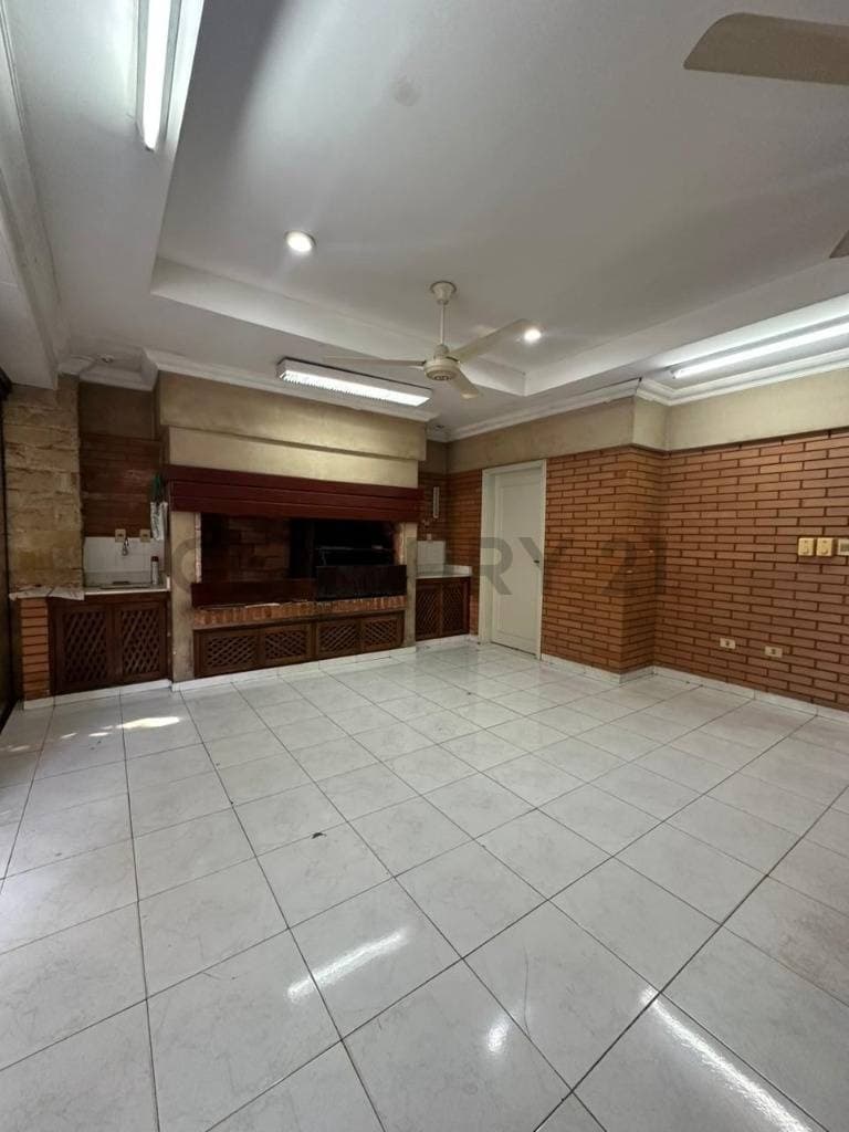 Casa de 4 habitaciones en suite zona colegio cristo rey — foto 3