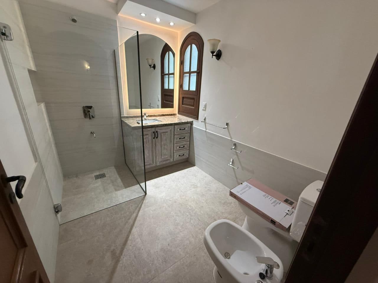 Imponente casa en ycua sati — foto 4