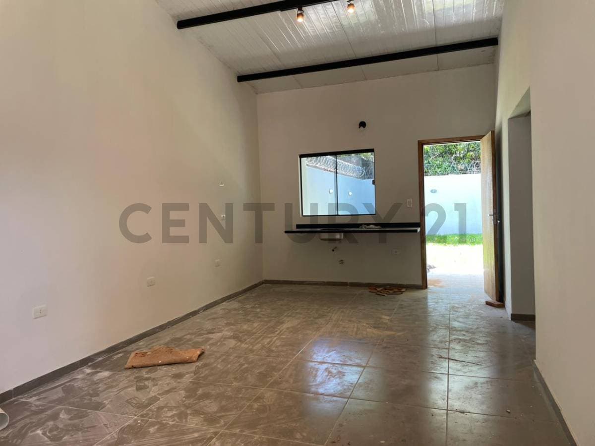Chalet de 2 dormts a estrenar en lambare, puerto pabla, foto 2