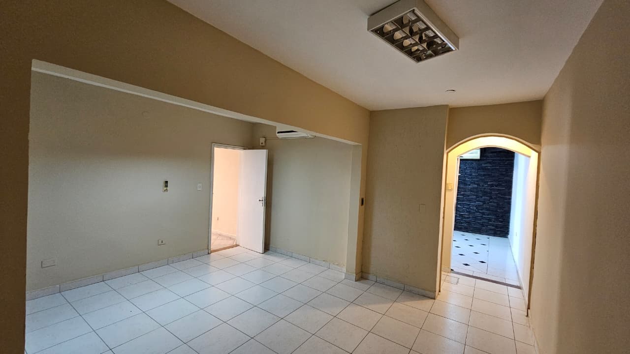 Duplex De 3 Habitaciones + Area De Servicio En San Vicente, foto 3