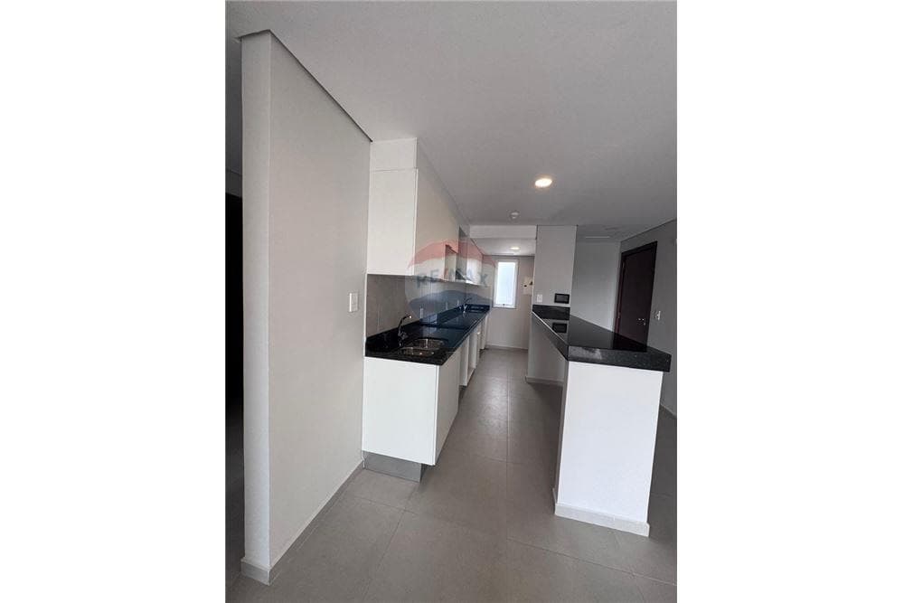 Departamento - Alquiler - Paraguay Asunción Los Laureles — foto 5