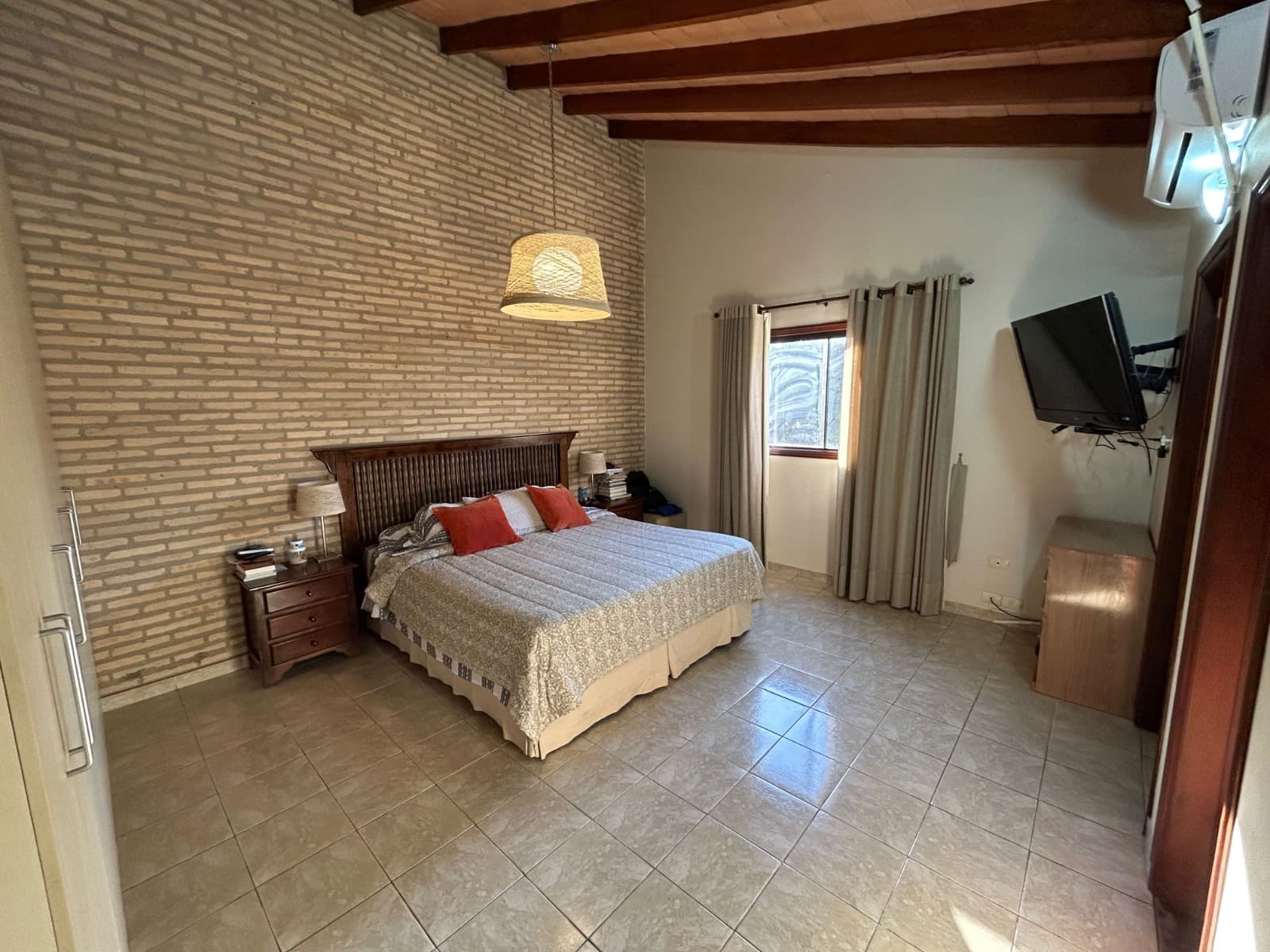En venta duplex de 3 dormitorios en suite en Barrio Mburucuya - Asunción, foto 2