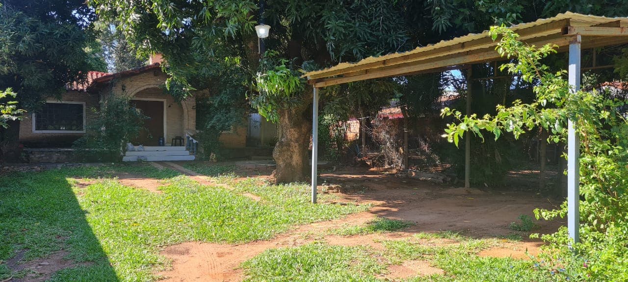 Amplio Terreno con casa En Barrio San Pablo — foto 3