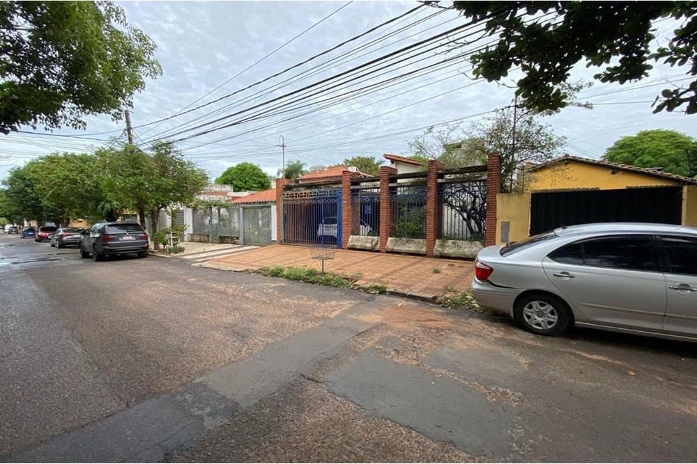 Casa a refaccionar en Asunción-Pinoza, foto 3