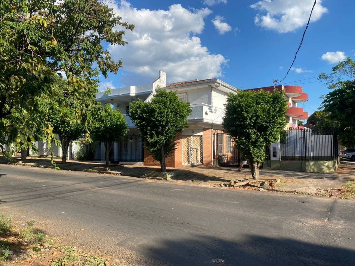 Propiedad en esquina estratégica sobre avda. Medicos del chaco, foto 3