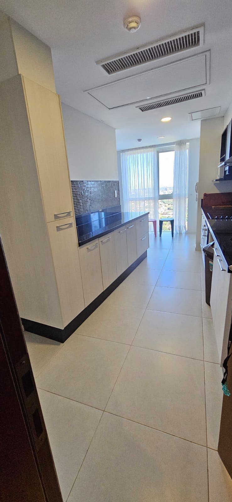Departamento - Alquiler - Paraguay Asunción Ykua Sati, foto 5
