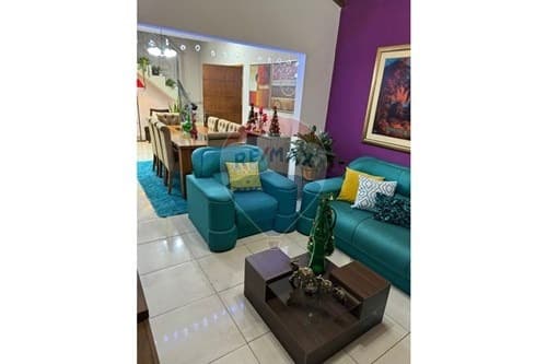 En venta hermosa casa con piscina San Lorenzo.!!!, foto 3