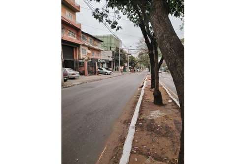 Alquilo local comercial