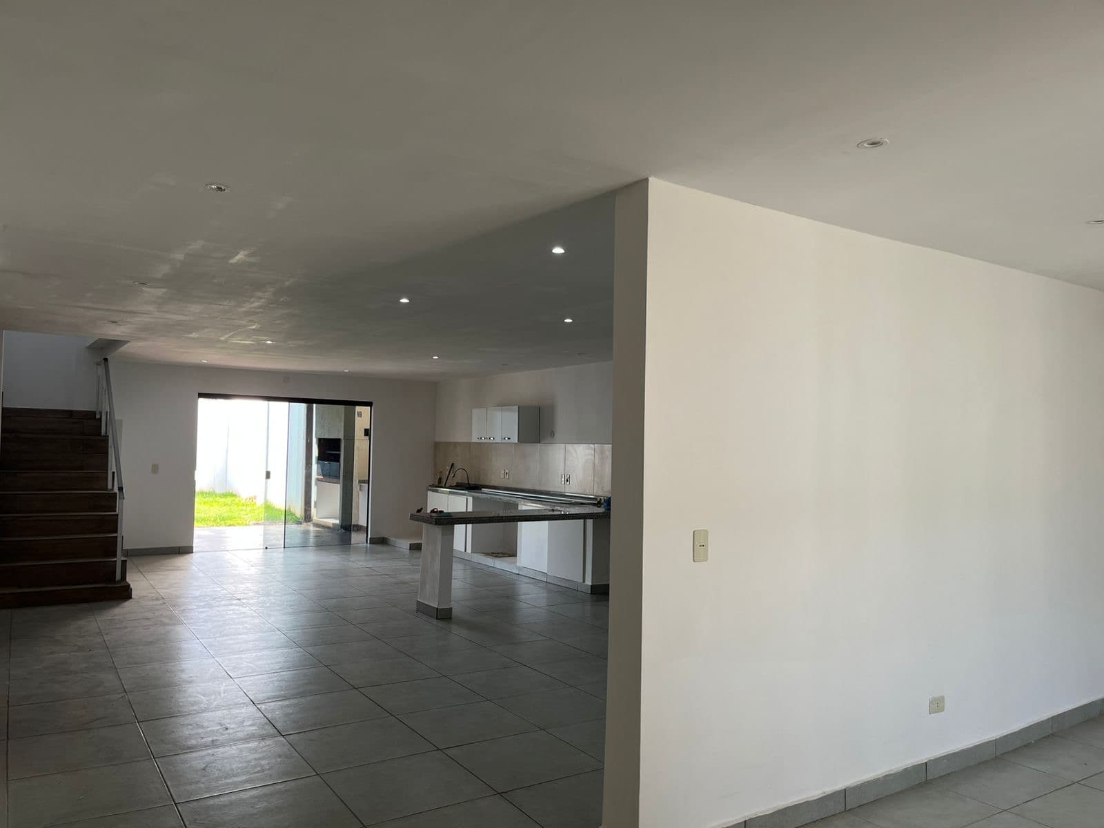 Casa de 6 habitaciones en Lambaré Valle Apu’a — foto 3