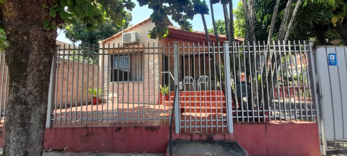Vendo casa en Lambaré