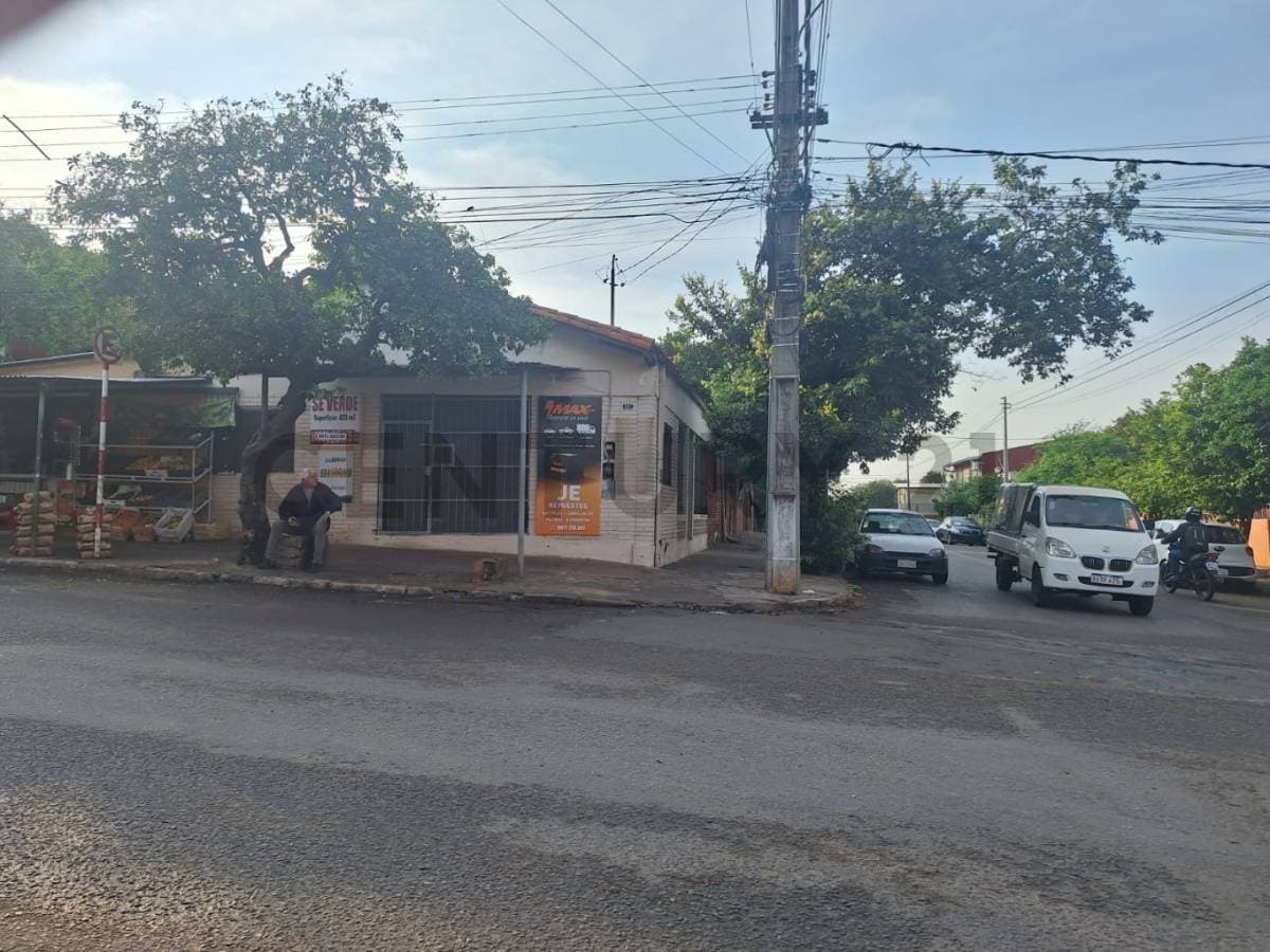 en esquina en Barrio Hipodromo Pilar y Lapacho , Hipódromo, Asunción, foto 5