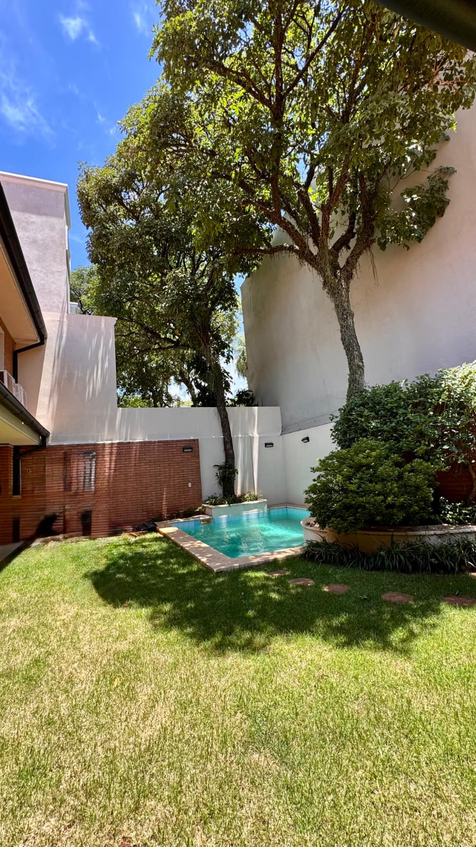 Residencia en esquina, zona curda:, foto 3