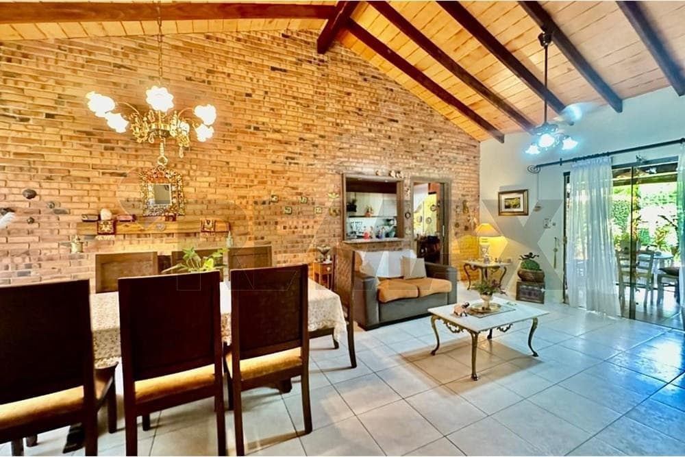 Hermosa casa en Luque loma merlo, foto 3