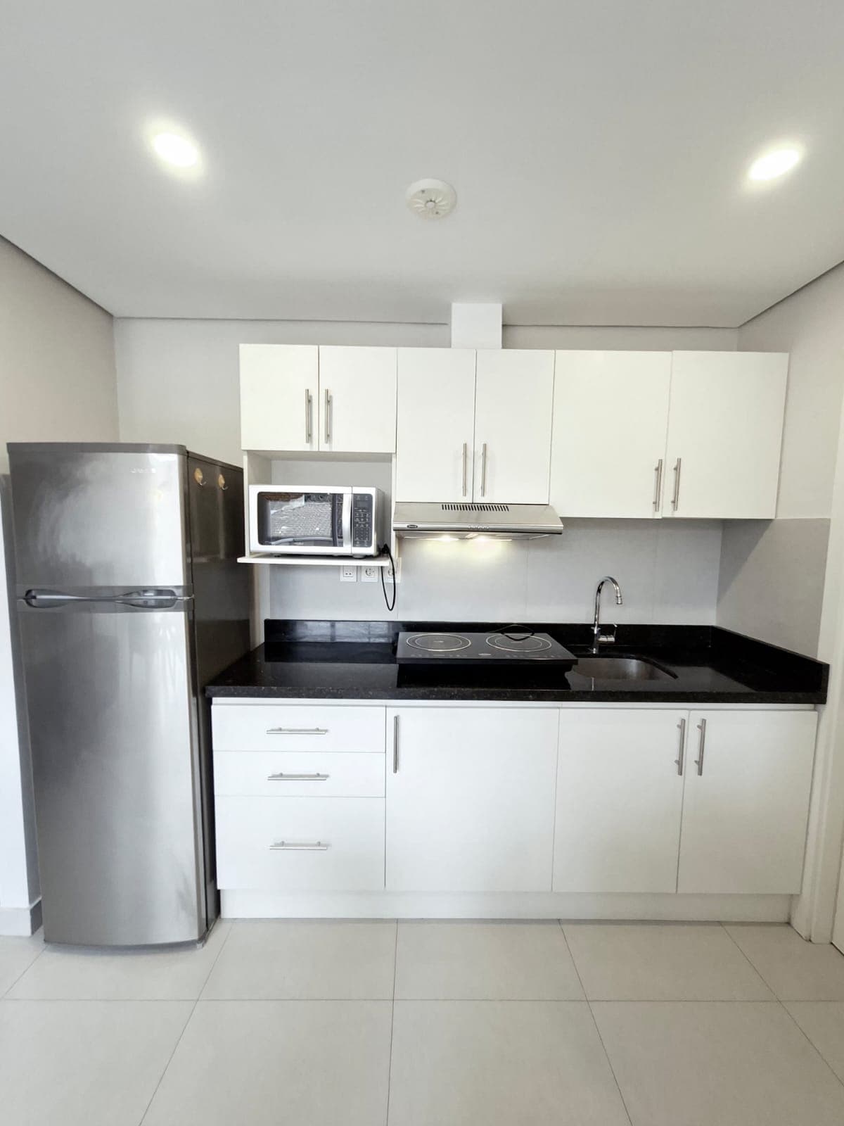 Departamento en Alquiler amoblado Zona La Costa Lynch Fernando Zona Norte — foto 4