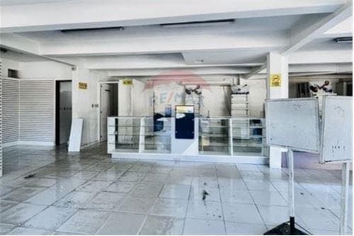Local comercial + cancha (opcional), foto 4