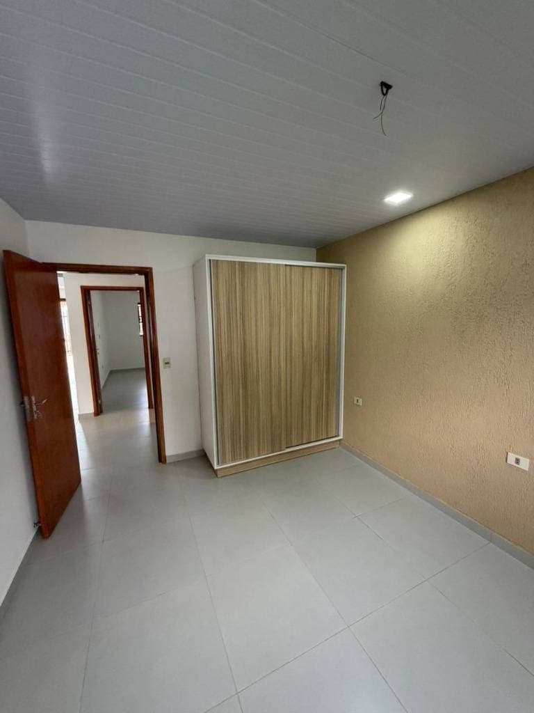¡Alquilo casa en Barrio Mbocayaty, Ñemby – Amplia y funcional, foto 4